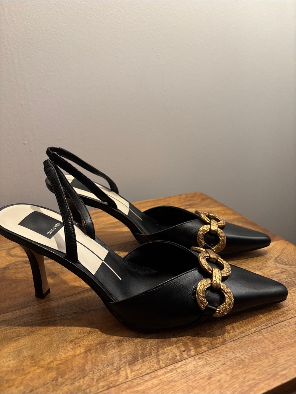 Dolce Vita Black Pointed Slingback Heels with Gold Chain Detail - Picture 4 of 7